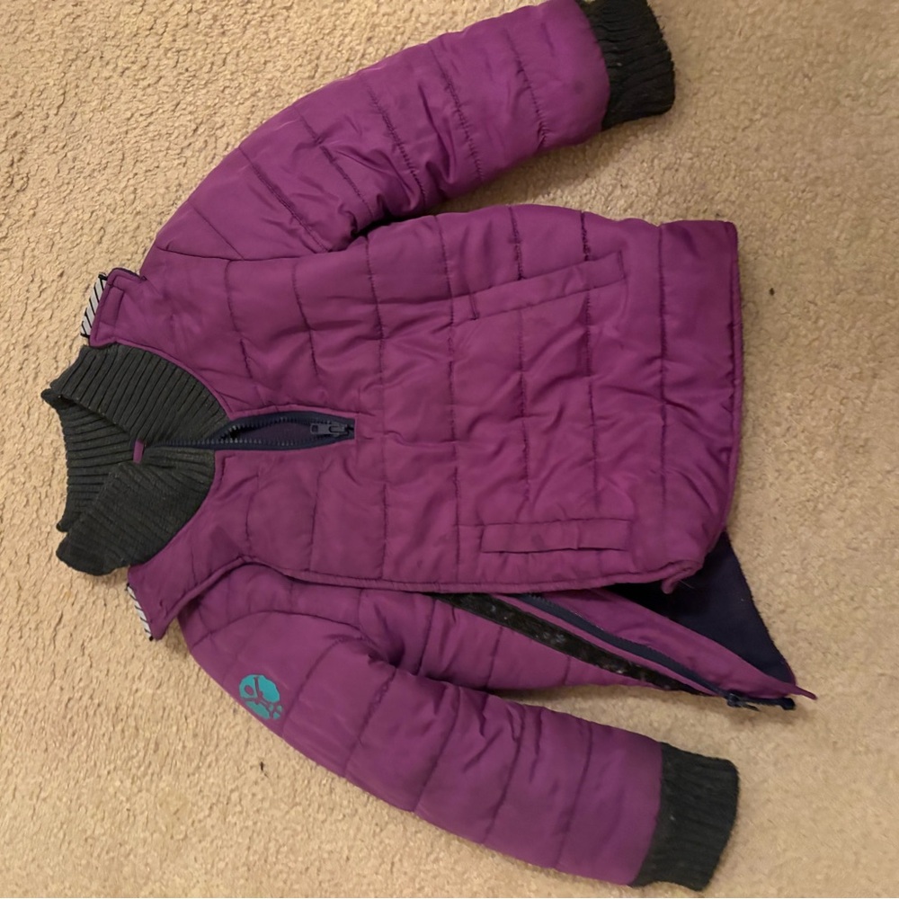 Buckle Kids Puffer Jacket in Purple and Black